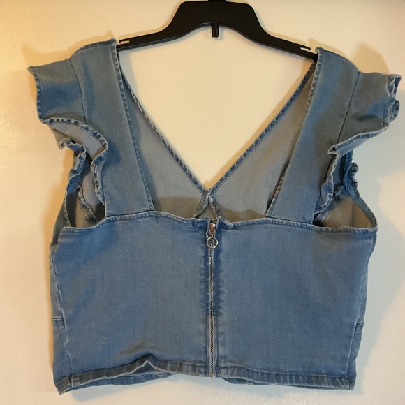 6. Ashley Stewart Denim Crop Top With Ruffle Sleeves With Zipper Back Size 16 - Picture 7 of 7